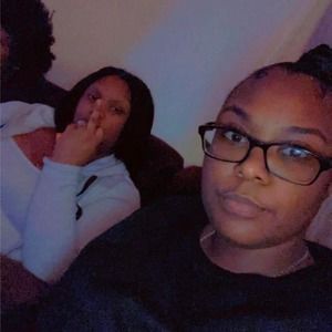 Meet your Posher, Nina